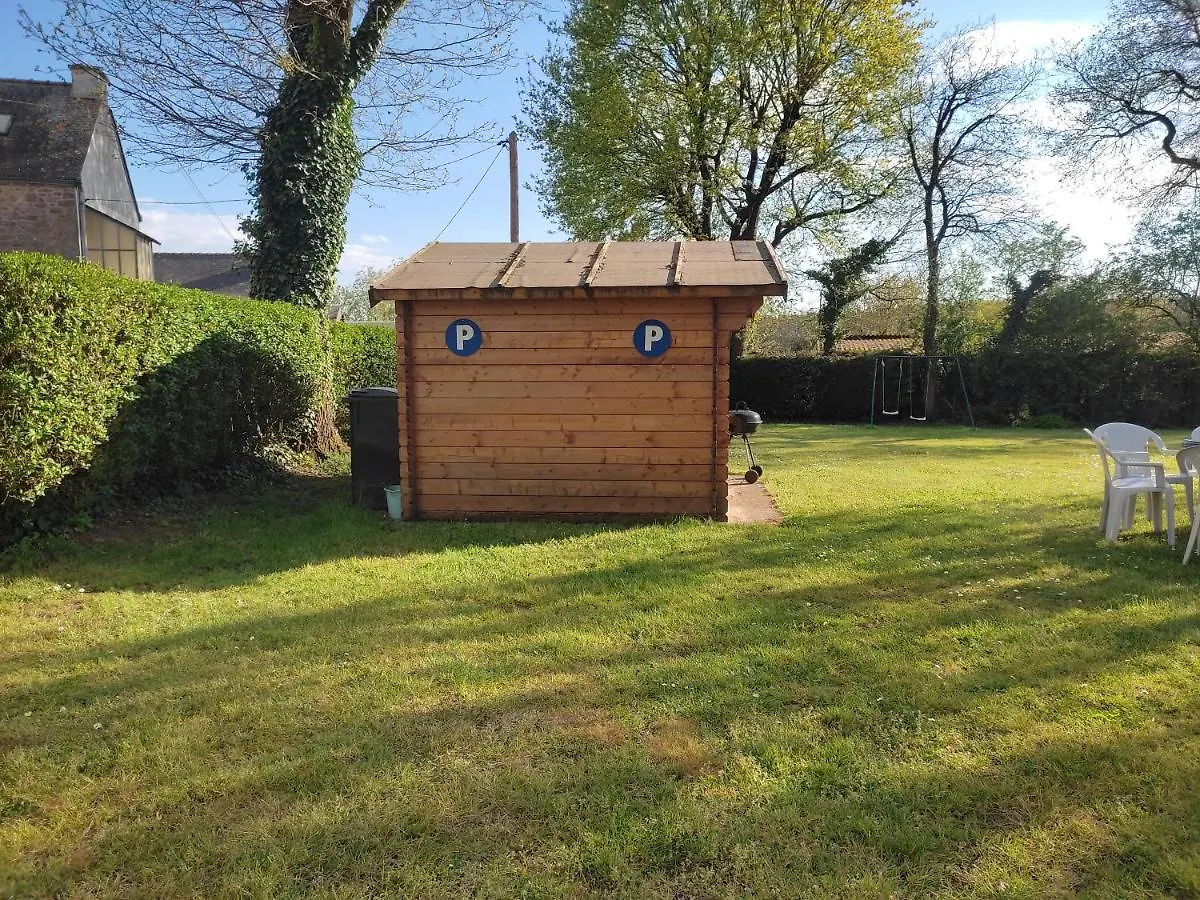 Belle longère familiale avec jardin - nature&plages Limerzel 0*,
